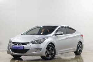 Седан Hyundai Avante 2012 года, 889000 рублей, Новокузнецк