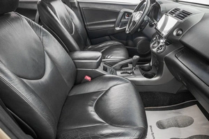 Внедорожник Toyota RAV4 2009 года, 1379000 рублей, Барнаул