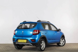 Хетчбэк Renault Sandero Stepway 2018 года, 929000 рублей, Тюмень