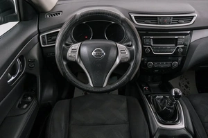 Внедорожник Nissan X-Trail 2015 года, 1729000 рублей, Красноярск