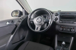 Внедорожник Volkswagen Tiguan 2013 года, 1189000 рублей, Пермь