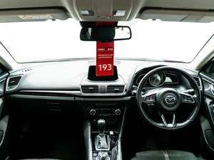 Хетчбэк Mazda Axela 2017 года, 1350000 рублей, Красноярск