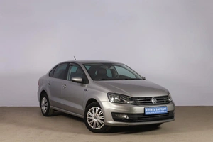 Седан Volkswagen Polo 2019 года, 1349000 рублей, Новосибирск
