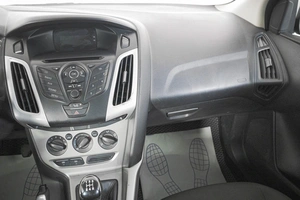 Седан Ford Focus 2012 года, 599000 рублей, Кемерово