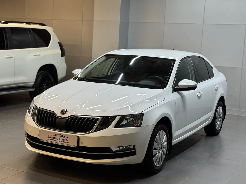 Лифтбек Skoda Octavia 2019 года, 1497000 рублей, Красноярск