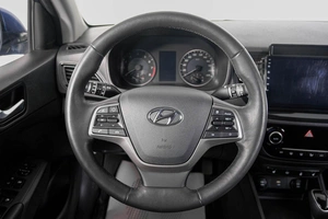 Седан Hyundai Solaris 2021 года, 1719000 рублей, Кемерово