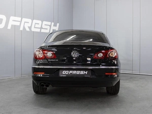 Седан Volkswagen Passat CC 2011 года, 1050000 рублей, Омск