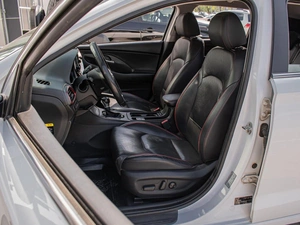 Хетчбэк Hyundai i30 2017 года, 1600000 рублей, Краснодар