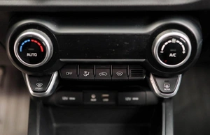 Седан Kia Rio 2017 года, 1450000 рублей, Орёл