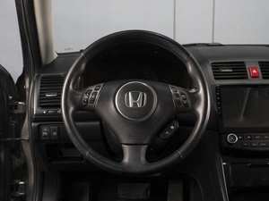 Седан Honda Accord 2007 года, 990000 рублей, Омск