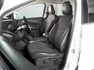 Внедорожник Ford Kuga 2017 года, 1505000 рублей, Красный Пахарь