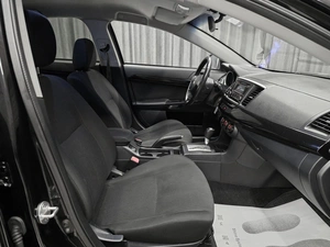 Седан Mitsubishi Lancer 2013 года, 899000 рублей, Красноярск