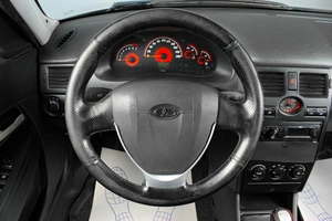 Хетчбэк ВАЗ (LADA) Priora 2013 года, 529000 рублей, Тюмень
