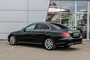 Седан Mercedes-benz E-класс 2018 года, 2890000 рублей, Ярославль
