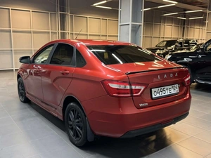 Седан ВАЗ (LADA) Vesta 2016 года, 747000 рублей, Красноярск