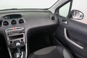 Хетчбэк Peugeot 308 2011 года, 509000 рублей, Пермь