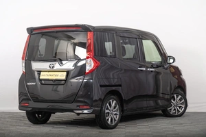 Минивэн Toyota Roomy 2019 года, 1149000 рублей, Томск