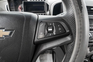 Седан Chevrolet Aveo 2012 года, 599000 рублей, Барнаул