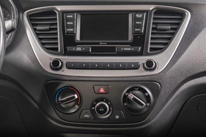 Седан Hyundai Solaris 2018 года, 1399000 рублей, Томск