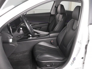 Седан Hyundai Elantra 2024 года, 2407000 рублей, Минеральные Воды