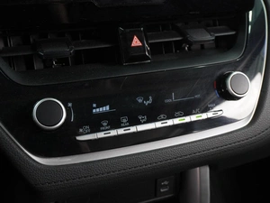Внедорожник Toyota Corolla Cross 2024 года, 3180000 рублей, Воронеж