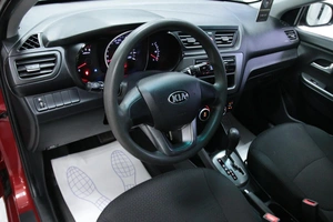 Хетчбэк Kia Rio 2013 года, 908000 рублей, Солонцы