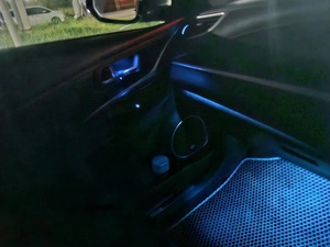 Внедорожник Toyota Harrier 2017 года, 2600000 рублей, Красноярск