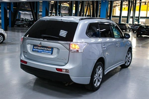 Внедорожник Mitsubishi Outlander 2013 года, 1598000 рублей, Солонцы
