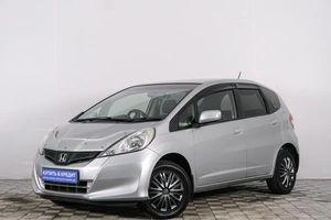 Хетчбэк Honda Fit 2012 года, 829000 рублей, Красноярск