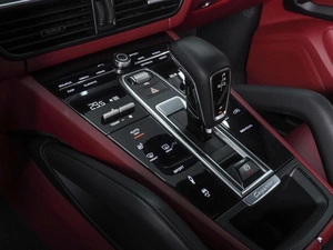 Внедорожник Porsche Cayenne 2018 года, 8499000 рублей, Ростов-на-Дону