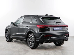 Внедорожник Audi Q5 2026 года, 6996999 рублей, Москва