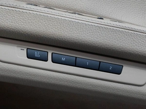Седан BMW 7 серия 2011 года, 2149000 рублей, Тюмень