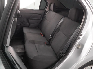 Седан Renault Logan 2015 года, 899000 рублей, Воронеж