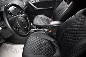 Хетчбэк Kia Cerato 2011 года, 849000 рублей, Оренбург