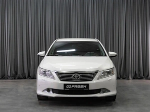 Седан Toyota Camry 2014 года, 1555000 рублей, Тюмень