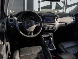 Внедорожник Volkswagen Tiguan 2015 года, 1798000 рублей, Краснодар