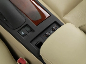 Внедорожник Lexus RX 2011 года, 2498999 рублей, Москва