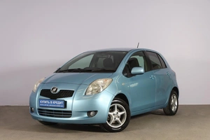 Хетчбэк Toyota Vitz 2005 года, 579000 рублей, Новосибирск