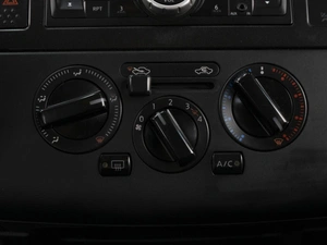 Седан Nissan Tiida 2012 года, 745000 рублей, Омск