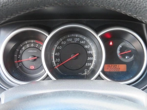 Седан Nissan Tiida 2011 года, 675000 рублей, Брянск