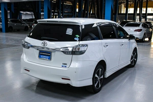 Минивэн Toyota Wish 2014 года, 1783000 рублей, Солонцы