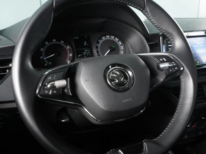 Лифтбек Skoda Rapid 2022 года, 1489000 рублей, Красный Пахарь