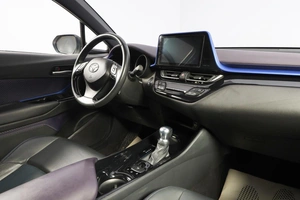 Внедорожник Toyota C-HR 2020 года, 2899000 рублей, Новосибирск