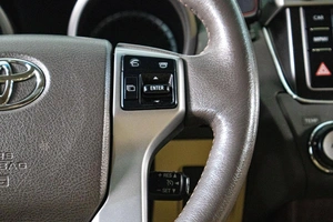 Внедорожник Toyota Land Cruiser Prado 2014 года, 4269000 рублей, Сургут