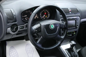 Универсал Skoda Octavia 2012 года, 1038000 рублей, Солонцы