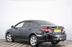 Седан Toyota Corolla 2011 года, 839000 рублей, Пермь