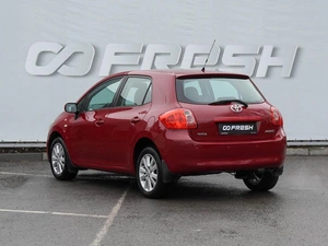 Хетчбэк Toyota Auris 2008 года, 660000 рублей, Волгоград