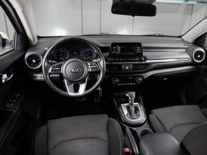 Седан Kia Cerato 2019 года, 1799000 рублей, Тюмень