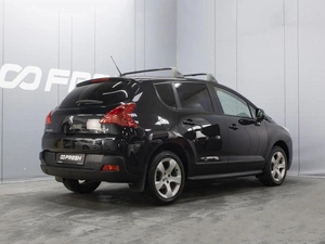 Внедорожник Peugeot 3008 2011 года, 620000 рублей, Омск