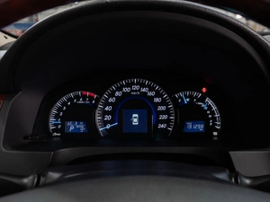 Седан Toyota Camry 2012 года, 1699000 рублей, Тюмень